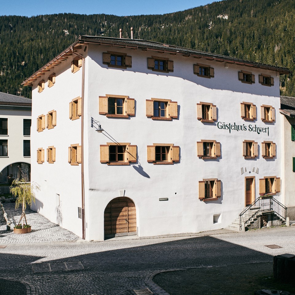 Außenansicht Gästehuus Schwert in Andeer